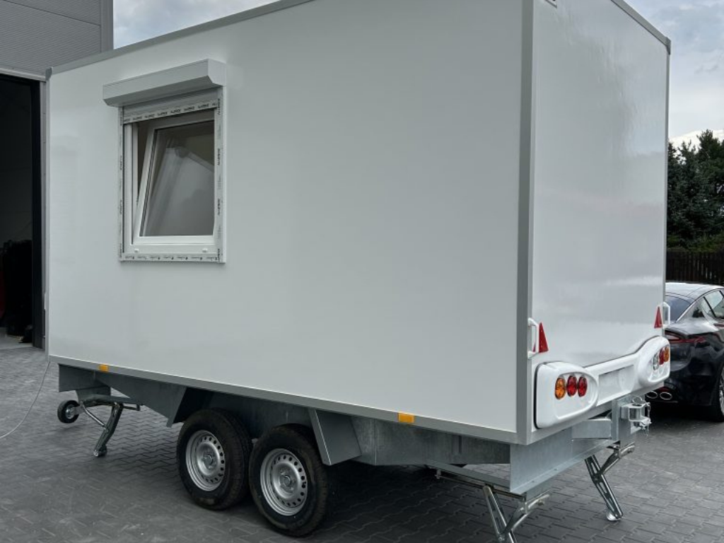 Social, construction trailer