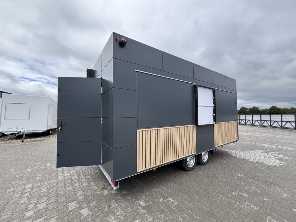 Gastronomic trailer