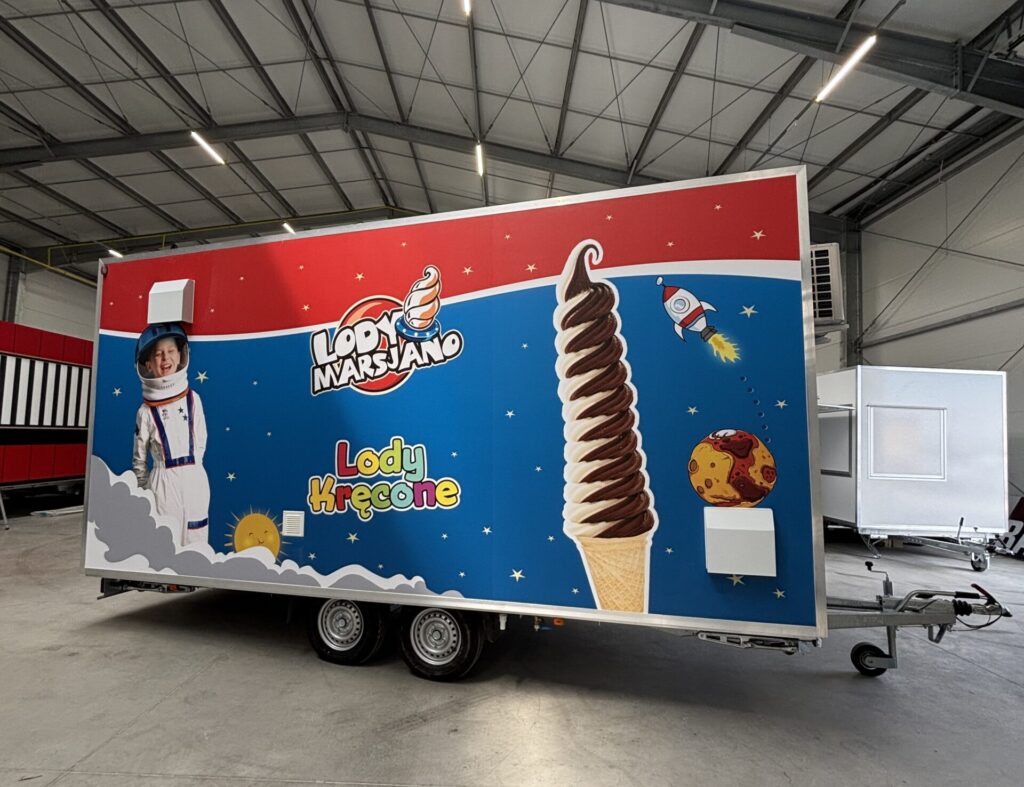 Marsjano ice cream trailer
