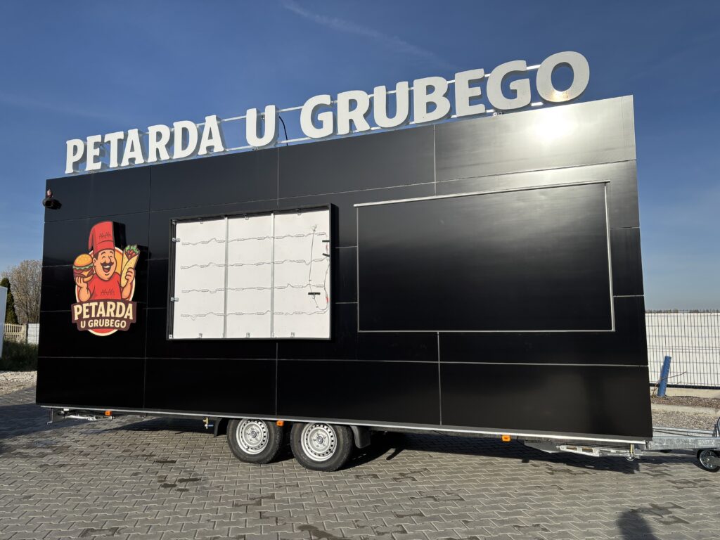 Przyczepa gastronomiczna